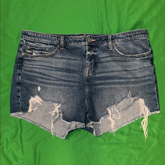 Torrid Blue Distressed Stretch Jean Shorts size 18 - Picture 1 of 9